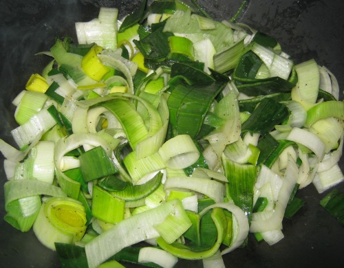 Cut and cooked leeks